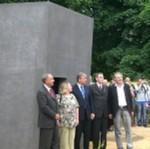 Mémorial allemand des gays persécutés par les nazis 2.jpg