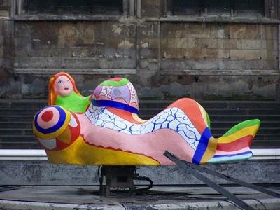 Une oeuvre dans la ville : la fontaine de Niki de Saint-Phalle et Igor Stravinsky