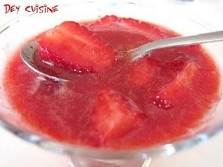 Soupe de fraises au pamplemousse de C. Lignac