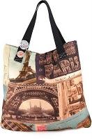 Coussins graphiques pour sieste inspirées.