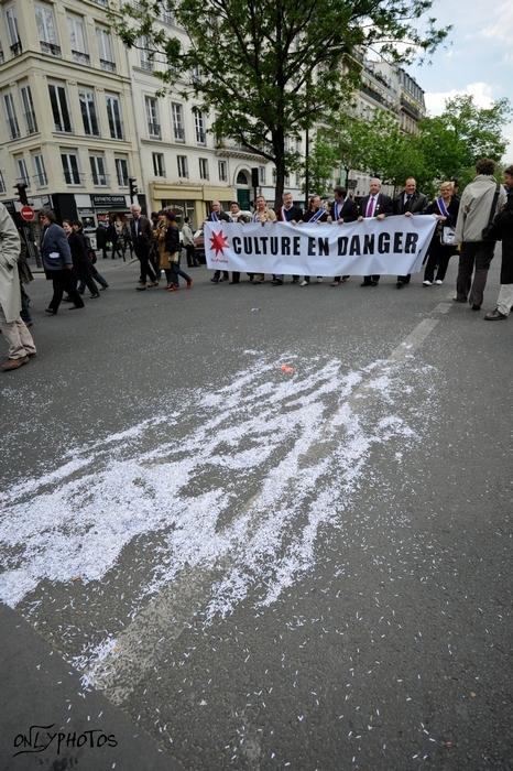 manif-defense-culture08