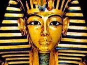 Toutankhamon père Akhenaton mère Néfertiti