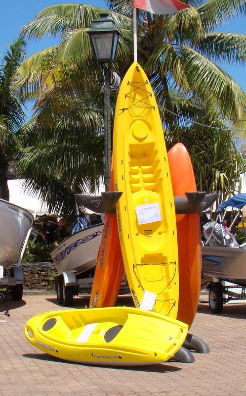 kayak.1270639247.jpg