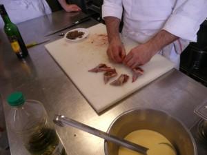 Cuisses de caille farcies et confites, pommes Anna