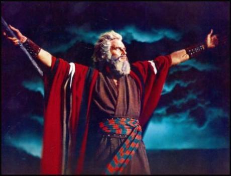 QUAND MOISE DEVIENT HAS BEEN