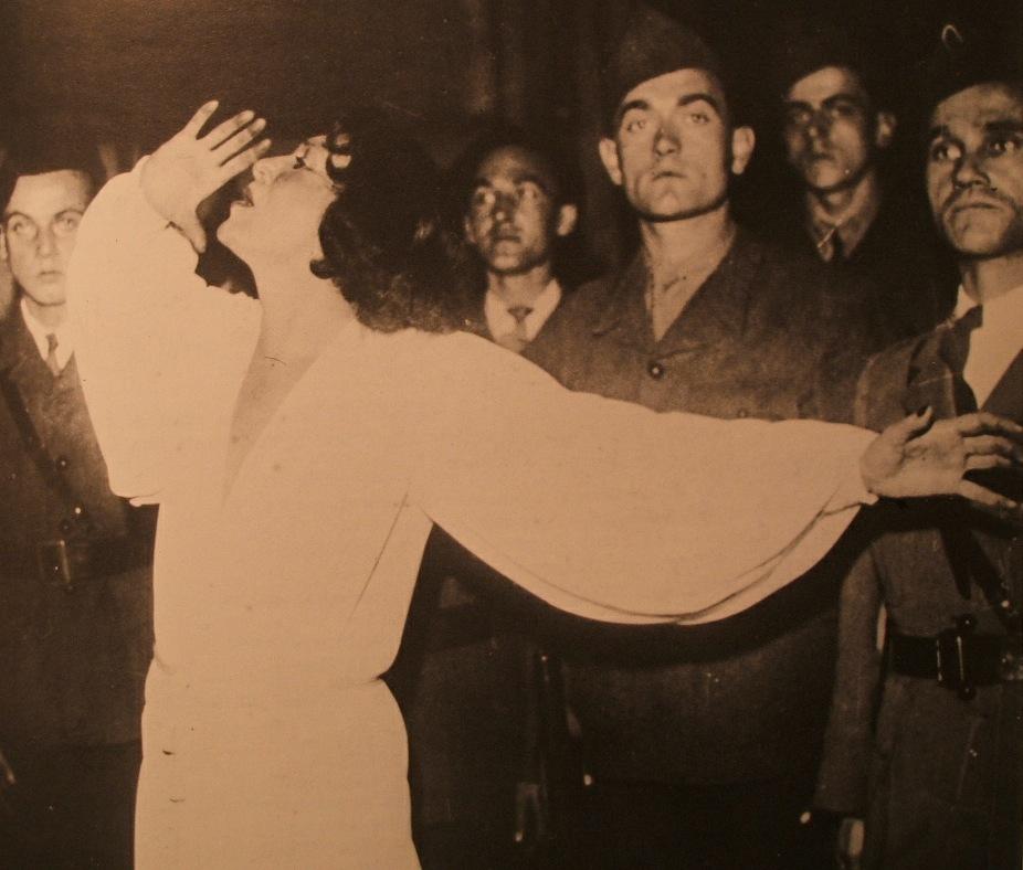 J’ignorais que Sombre Dimanche était une vieille...