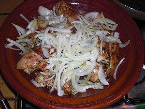 TAJINE AUX CITRONS CONFITS OU POULET M'CHERMEL CIMG3798