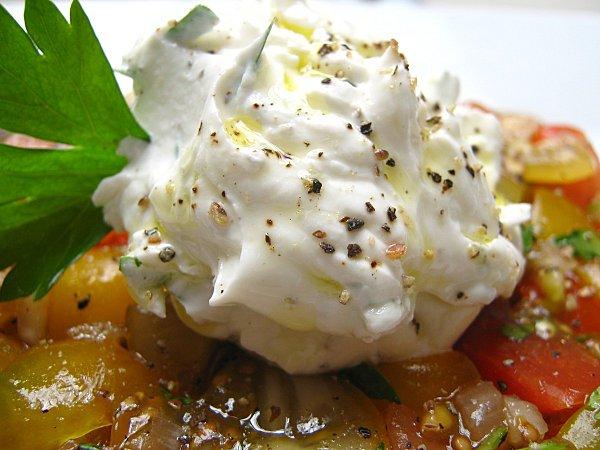 Tartare de Tomates au Chèvre Frais Citronné