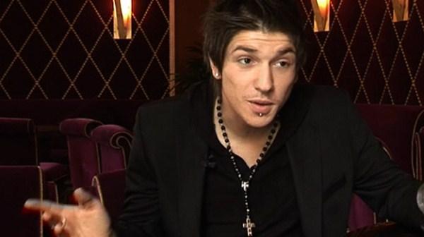 Quentin Mosimann ... découvrez le clip live de Gimme A Break