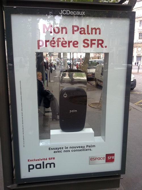 Street marketing SFR et Palm dans les abris bus