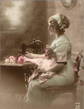 shabby_sewing_machine