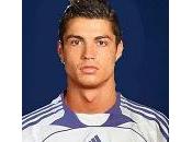 Cristiano Ronaldo gladiateur ballon rond