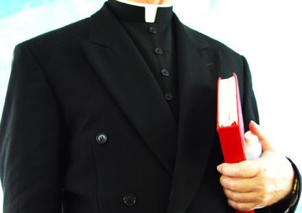 Poeme de Gramophone889 : Hommes habilles de noir