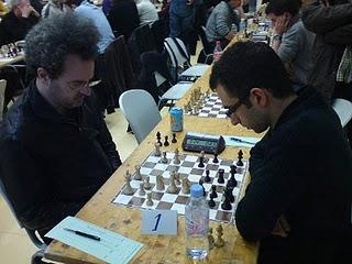 Echecs à Issy-les-Moulineaux : Alberto David face à Antoine Kassis 
