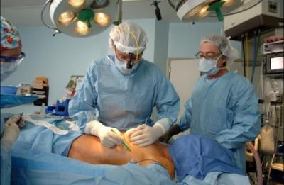 Rire jaune, burqa bleue et obsession noire. burqa.jpg