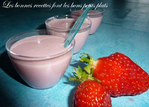 yaourt___boire_aux_fraises