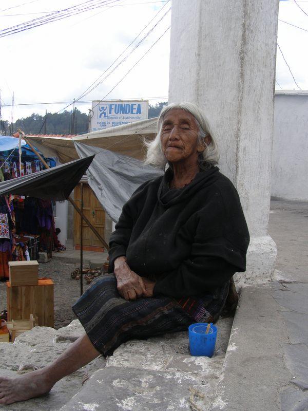 Toujours au porche du silence (Jacqueline Saint-Jean)