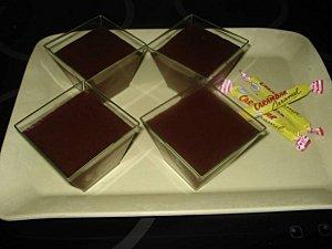 Les-petits-pots-de-creme-choco-carambar-3.jpg