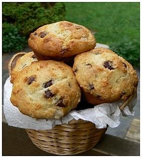 Muffins aux pépites de chocolat et à la crème sûre