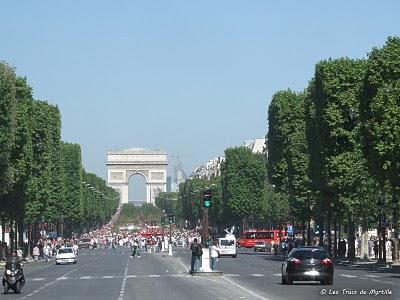 Un jardin extraordinaire à Paris (Champs-Élysées) Un jardin extraordinaire à Paris (Champs-Élysées)