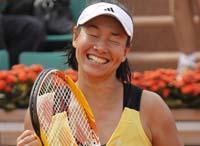 Kimiko Date Krumm bat Dinara Safina au 1er tour du tournoi de Rolland Garros