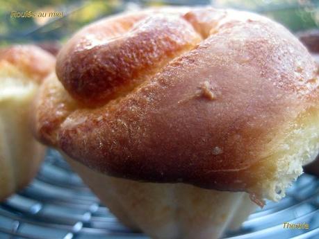 Roulés au miel http://lh5.ggpht.com/_R_hDG-ur51A/S_Rg9fZjKII/AAAAAAAAKOg/6Jf7_nJDWrA/s800/IMG_2421.JPG