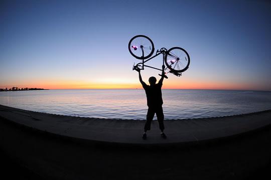 Whateverland par Archie FlorCruz