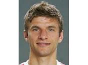 Thomas Muller sait faire vélo