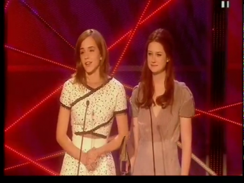 National Movie Awards 2010: Emma Watson, Daniel Radcliffe et Bonnie Wrigth National Movie Awards 2010: Emma Watson, Daniel Radcliffe et Bonnie Wrigth