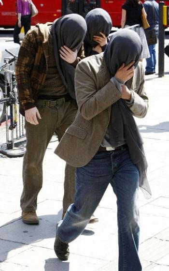 24 mai 2010: tournage à King Cross pour les acteurs d'Harry Potter 24 mai 2010: tournage à King Cross pour les acteurs d'Harry Potter