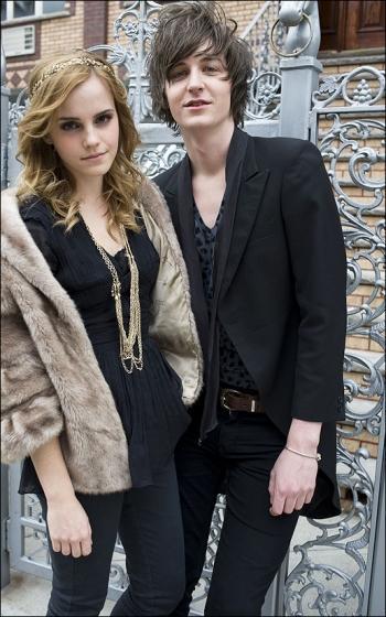 Emma Watson pour le groupe One Night Only -photos exclusives