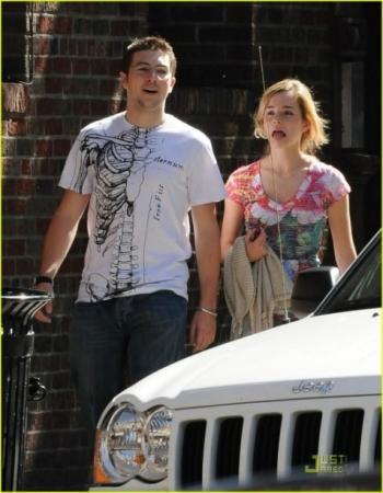 Emma Watson et Roberto Agnillera dans les rues de New-York