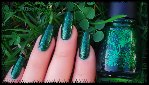 China Glaze - Emerald Sparkle