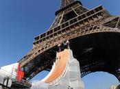 Taïg Khris saute Tour Eiffel vidéo