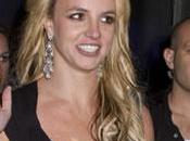 Britney Spears elle reste sous tutelle père