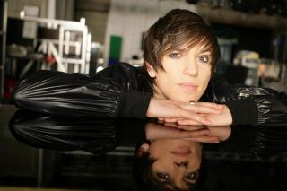 Jeu: Stop ou Encore Quentin Mosimann (20) Sweet Dreams live version