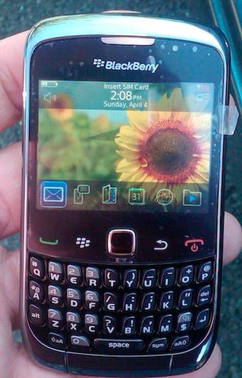 blackberry curve 9300 Le Blackberry Curve 9300 en photo