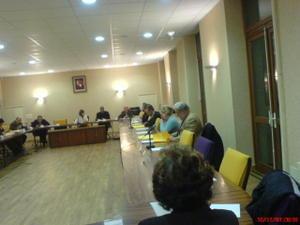 Conseil municipal extraordinaire du 10 12 2007.