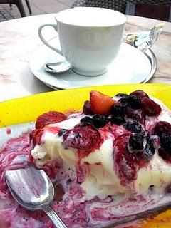 Pas De Cuisine Aujourd'hui...Mais Du Vélo Au Menu, et Une Cerise Baladeuse.....