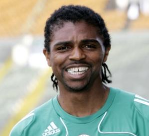 Kanu ne s’arrêtera donc jamais