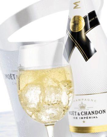 Moët&Chandon; lance Imperial, champagne rocks