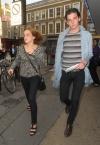 Emma Watson au New London Theater de Londres (photos)