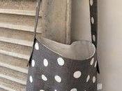 POIS ...En baskets TongsEn Jean shortDirectio...