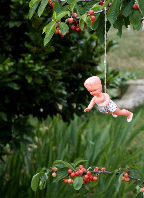 Epouvantables poupées ! http://farm2.static.flickr.com/1291/4692796424_9cc20df53c_b.jpg