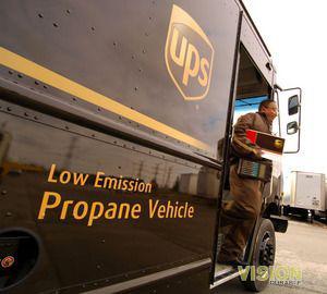 Les véhicules de la compagnie UPS roulent au propane