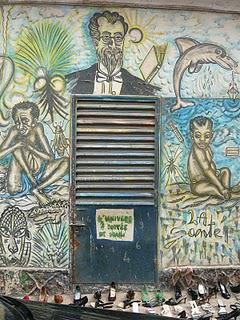 Sur les murs (du centre culturel français de Dakar)