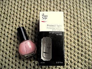 En ce moment , mes ongles portent ça...