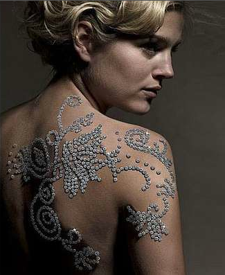 Le tatouage de diamants par le bijoutier Shimansky