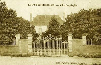 ..- LES SAPINS -.. Qui est cette petite fille avec son ch...