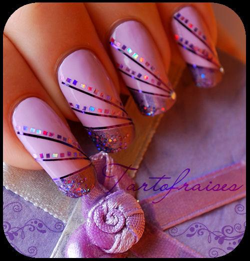 http://tartofraises.nailblogs.net/nailart/guirlande/DSC_0063.JPG